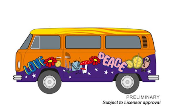 D132 VW Bus T2b Peace and Love